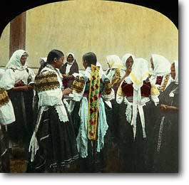 gypsy_pic-women.jpg